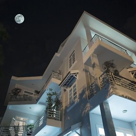 The Moon Villa Hoi An Exterior photo
